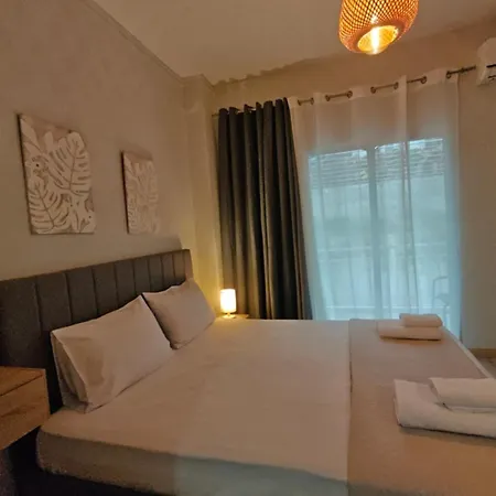 House Blue Sea Nea Iraklitsa